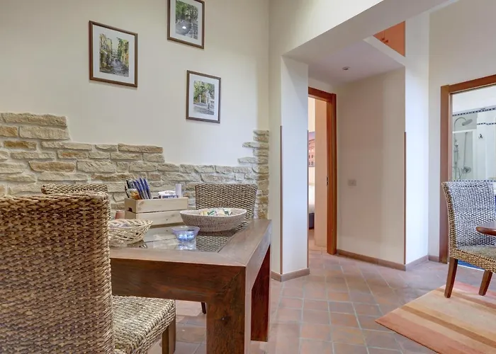 Colosseo Residenza Sette Sale * רומא